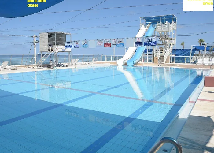 Haifa Almog Tower- "Blue Reef" Suite On The Sea
