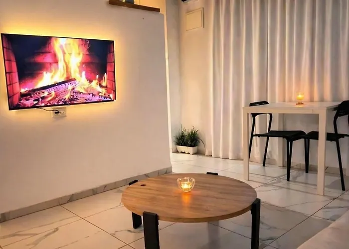 Apt With Private Hot Pool